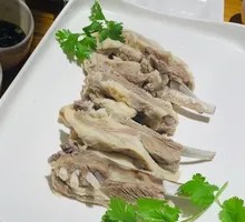 Hand-grabbed Lamb Ribs