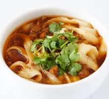 Stir-Fried Meat with Knife-Cut Noodles