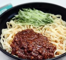 Zhajiangmian