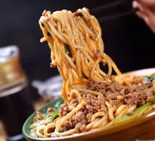 Fried Sauce Egg Noodles