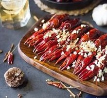 Garlic-Style Crawfish