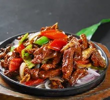 Grilled Beef on Iron Plate