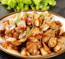 Spicy Stir-Fried Clams