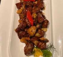 金蒜牛肉粒