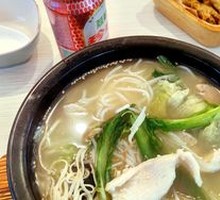 Crossing-the-bridge Rice Noodles