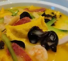 Three Delicacies Egg Dumplings in Soup
