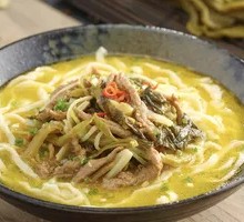 Sour Cabbage and Pork Noodles
