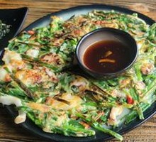 Spicy Squid and Chive Pancake