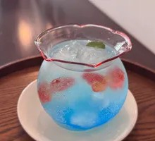 Goldfish Bowl Sparkling Water