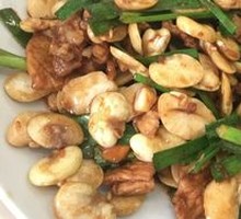 Pork Slices with Broad Beans