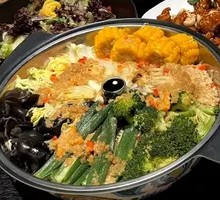 Steamed Seasonal Vegetables