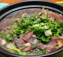 Sandy Pot Beef Spicy Rice Noodles