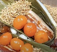 Egg Yolk Pork Sticky Rice Dumpling