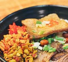 牛肉卤粉
