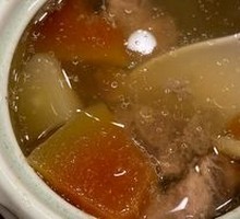 Four Seasons Pork Bone Soup