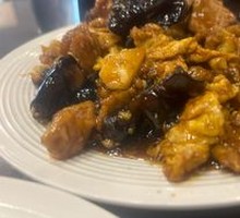 Sour Stir-Fried Egg with Wood Ear Mushrooms