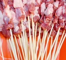 Old-Flavor Lamb Skewers