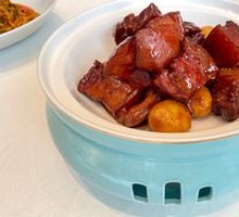 Braised Pork with Small Potatoes