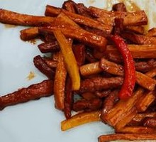 Stir-fried Beef Tenderloin with King Oyster Mushrooms