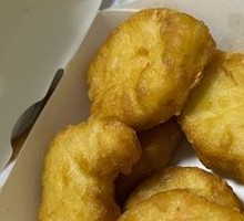 Dicos Handgun Chicken Nuggets / 6 Pieces