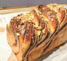 Cashew and Black Sesame