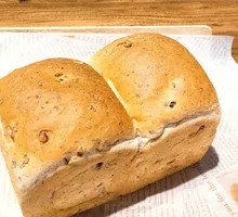 Whole Wheat Walnut Bread