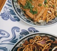 Braised Pork Chop Noodles