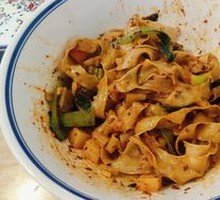Oil-Poured Noodles