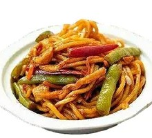 Stir-Fried Pork with Green Beans and Noodles