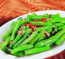 Stir-fried Meat with Mountain Beans