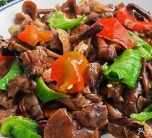 Jizhou Pine Mushroom Stir-Fried with Pork