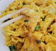 Scrambled Eggs with Green Onions