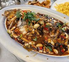 Garlic-Flavored Reservoir Fish