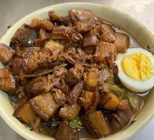 小炖肉饭