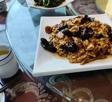 Sour Stir-fried Alfalfa