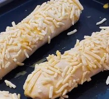 Signature Cheese Beef Roll