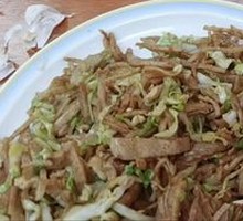 Stir-Fried Noodles with Shredded Pork