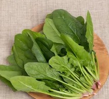 Spinach Beef Tendon Noodles