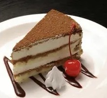Tiramisu Cake
