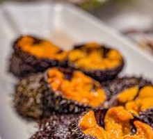 Stone Pot Shrimp Soup with Sea Urchin and Tofu