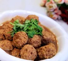 Braised Pork Meatballs