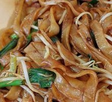 Traditional Dry-Fried Beef Rice Noodles