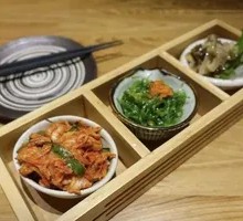 Three-Dish Appetizer