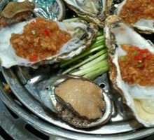 Steamed Oyster with Garlic and Vermicelli