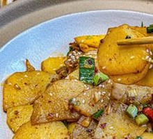 Spicy Potatoes in Dry Pot