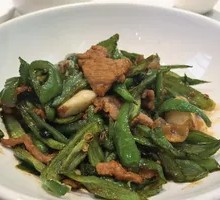 Hunan-style Pork with Chili