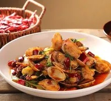 Spicy Stir-Fried Clams