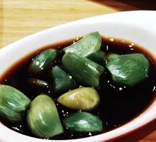 Preserved Garlic in Vinegar