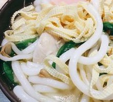 Crossing-the-bridge Rice Noodles