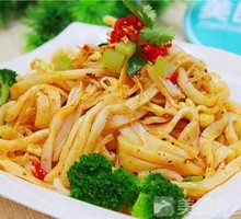 Cold Noodles with Beef Tendon